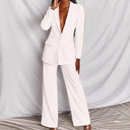 Hayley - Chic Women's Blazer and Trouser Set