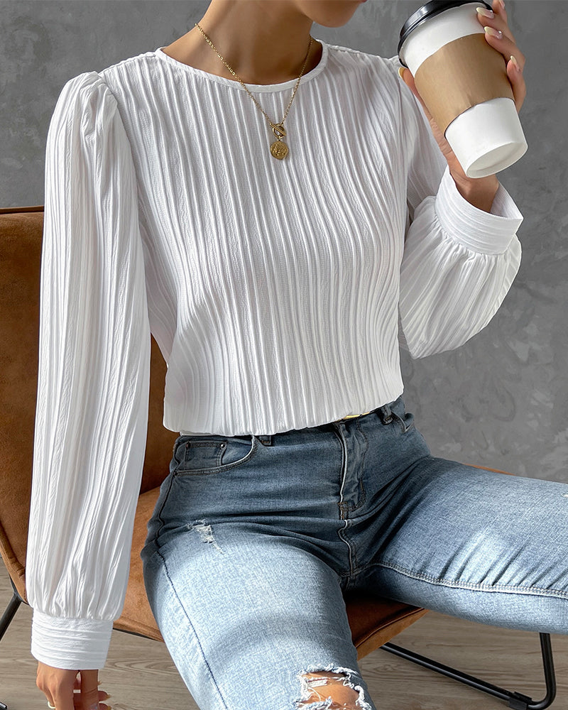 Chic Round Neck Blouse