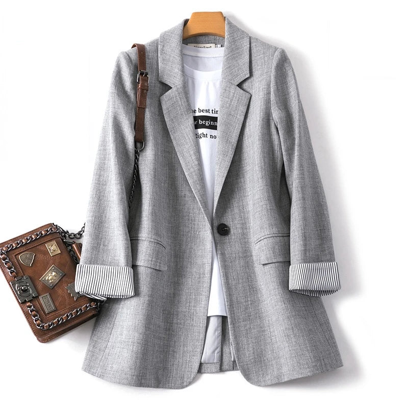 Women’s Relaxed Fit Long Sleeve Blazer