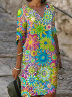 Chic Floral Dress - Fashionable Design with a Cozy Fit