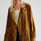 Elegant Long-Sleeve Velvet Blazer with Button Fastening